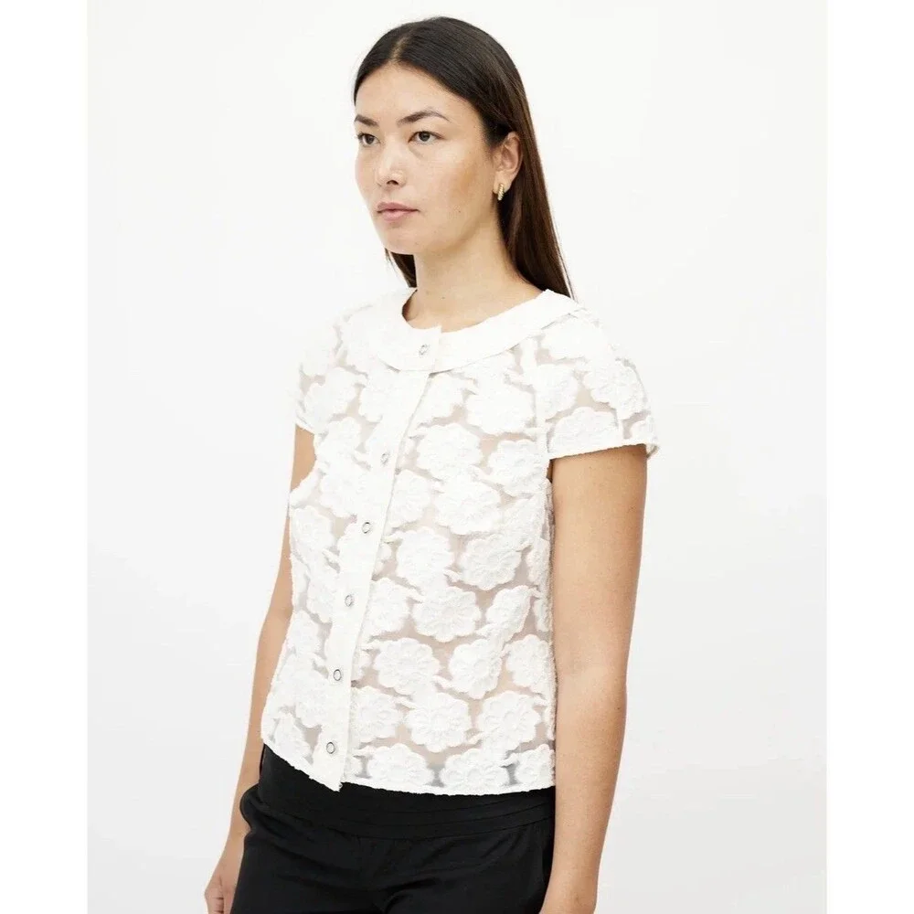 CHANEL Cotton Flocked Top White Boucle Camelia C 2009 Jacket/Top. Size 40